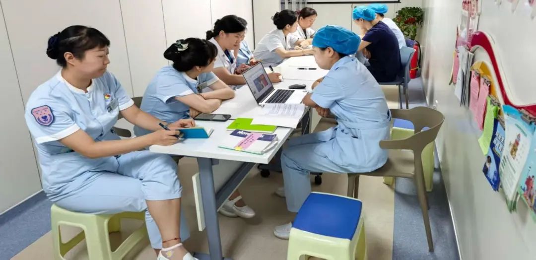 【护理动态】兰州市第二人民医院血液净化科针对透析患者开展急性左心衰业务查房