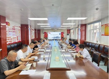 廉心聚首 筑守关键防线——医院召开2025重点科室、关键岗位廉政谈话会