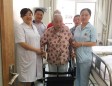 我院骨科为93岁高龄老人完成人工股骨头置换术